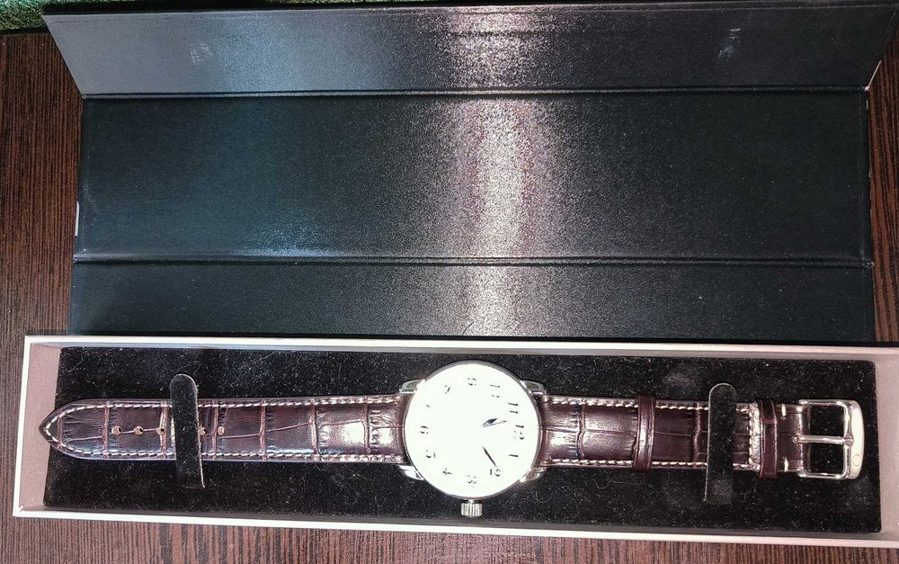 Продам часы немецкие производства Zeppelin