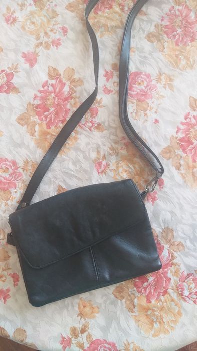 Дамски кожени чанти