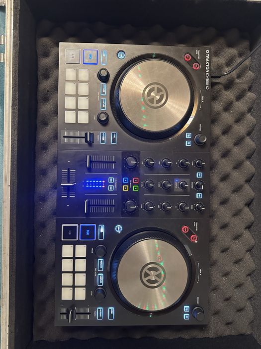 Native Instruments Traktor Kontrol S2 MK3