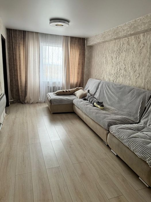Продам квартиру в Саратовке