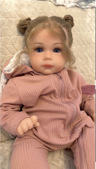 Papusa reborn fetita