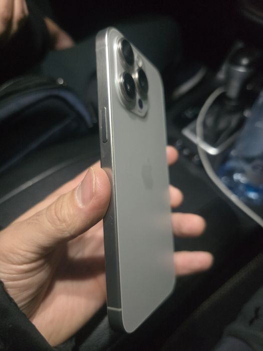 Срочно iPhone 15 pro max 256gb