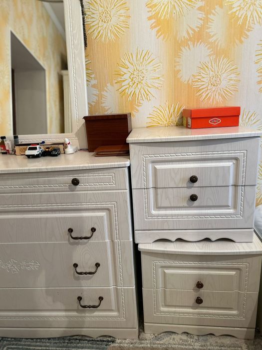 Спальный гарнитур сатылады