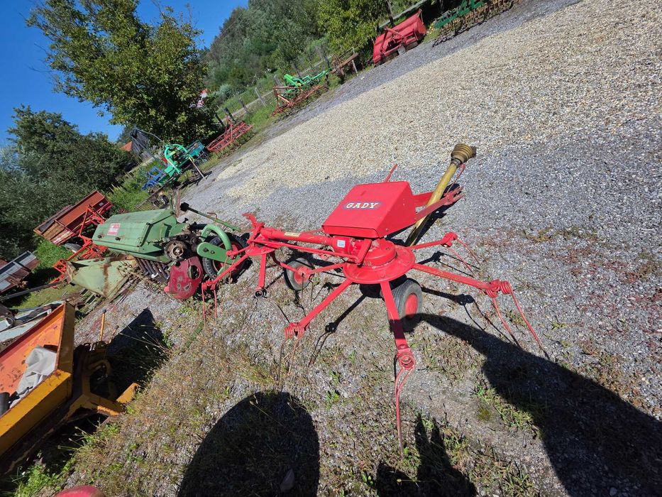 Grebla împrăștiat fan in tiranti la tractor 2.2m cu CARDAN 2 rotoare