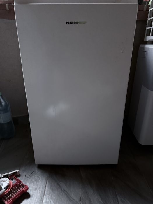 Frigider defect Heinner HF N94F+