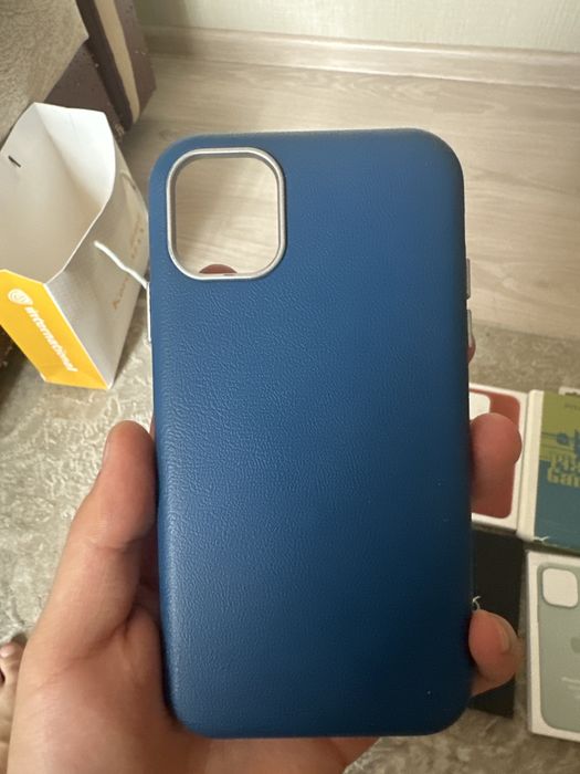 Продаю оригинальные чехлы на iphone 14 pro max