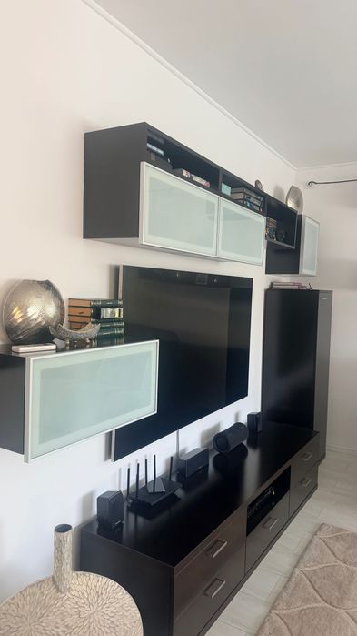 Mobillier complet living + Pantofar cu 5 usi (cu oglinda, de la Mobexpert) + Cuier de perete pentru haine