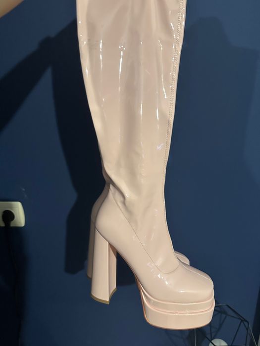 Ботуши на висок ток