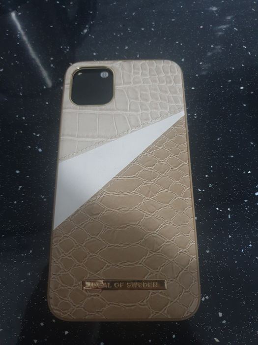 Husa IPhone 11 nouă