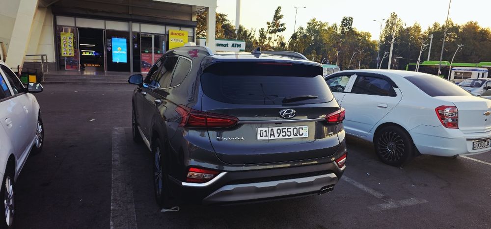 Sro'chna prodayotsya Hyundai Santafe 2020yil probeg 98.000 km eng full