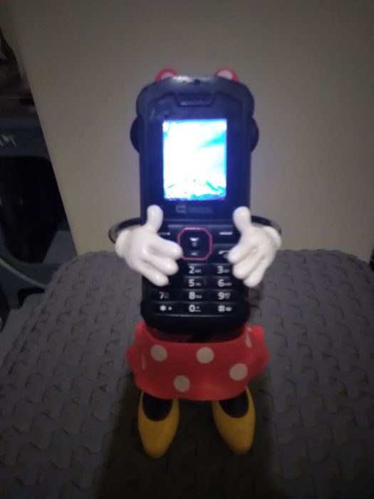Telefon clasic cu butoane