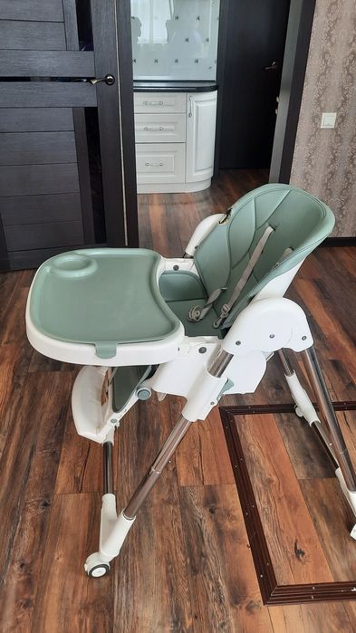 Продаю детский стульчик