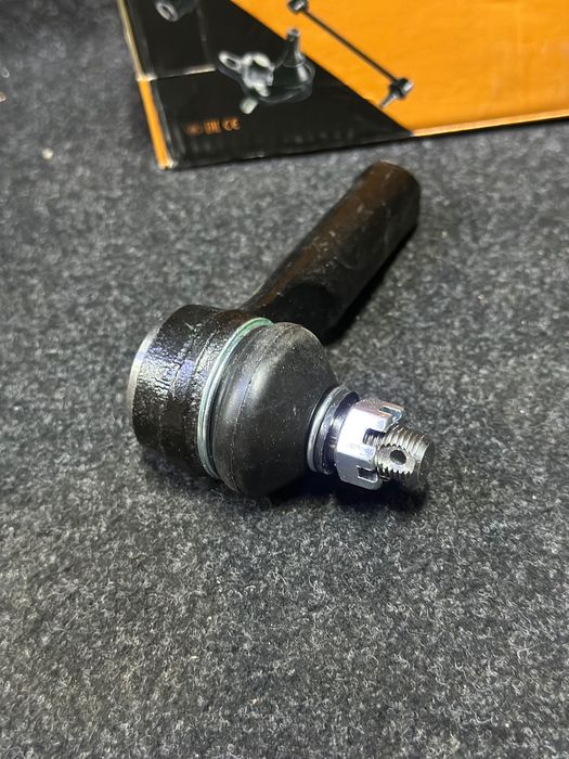 Наконечник рулевой тяги L/R