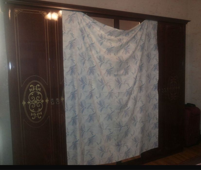 Спальный гарнитур