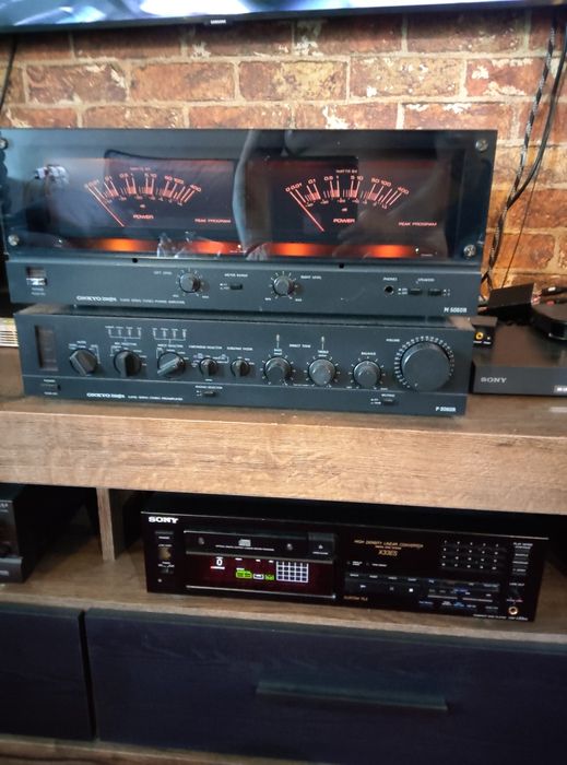 Onkyo Integra  безупречно състояние. Нова цена!