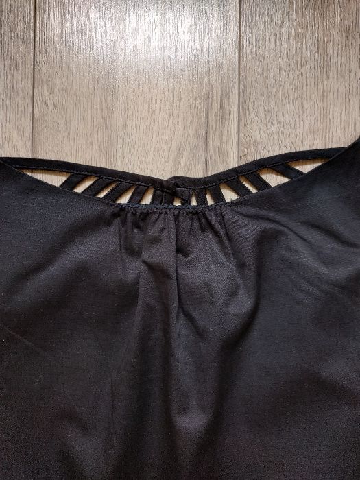 Rochie neagra ocazie