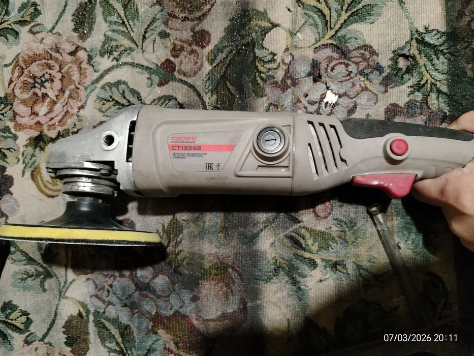 Шлифмашина угловая crown