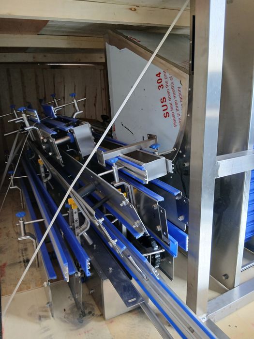 Suv qadoqlash linyasi ovtomat 05,1,1,5litrli