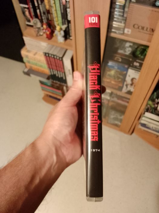 Черна Коледа (Black Christmas) на Блу рей и ДВД Специално издание