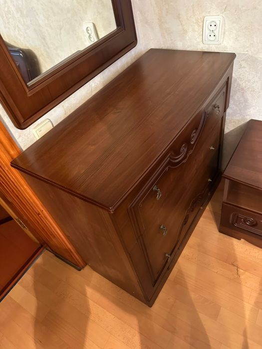 Спальный гарнитур.