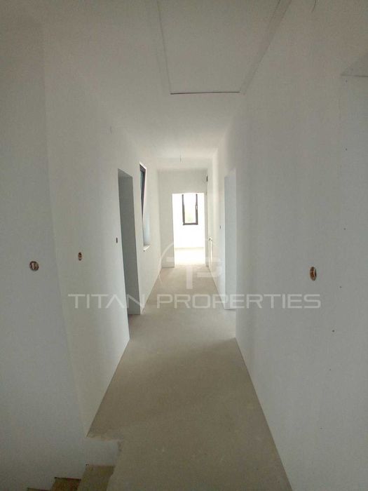 Продава се Къща в Пловдив, Остромила - 380 кв.м за 1048 €/кв.м - Снимка #6