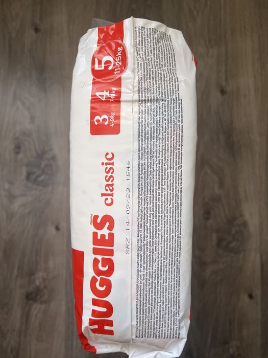 Памперс HUGGIES classic