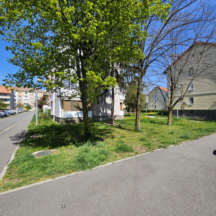 Vând apartament cartierul Ștrand