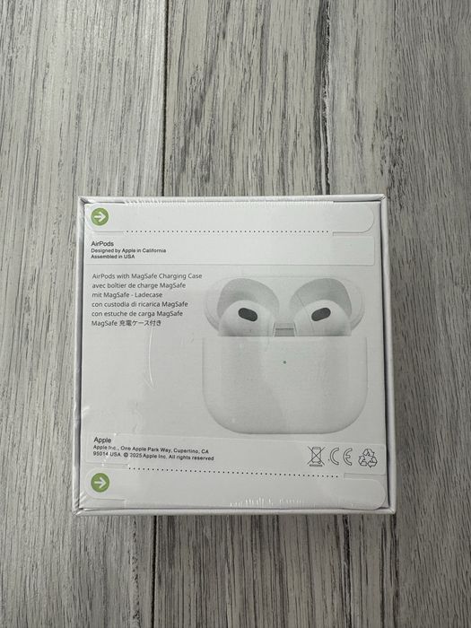 AirPods model 3