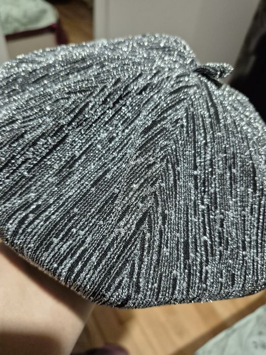 Серебристый берет — тренд сезона