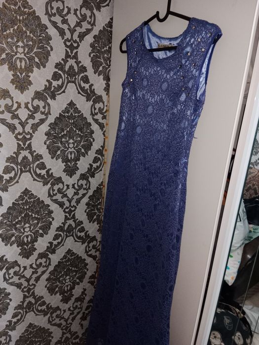 Платья  вечерние