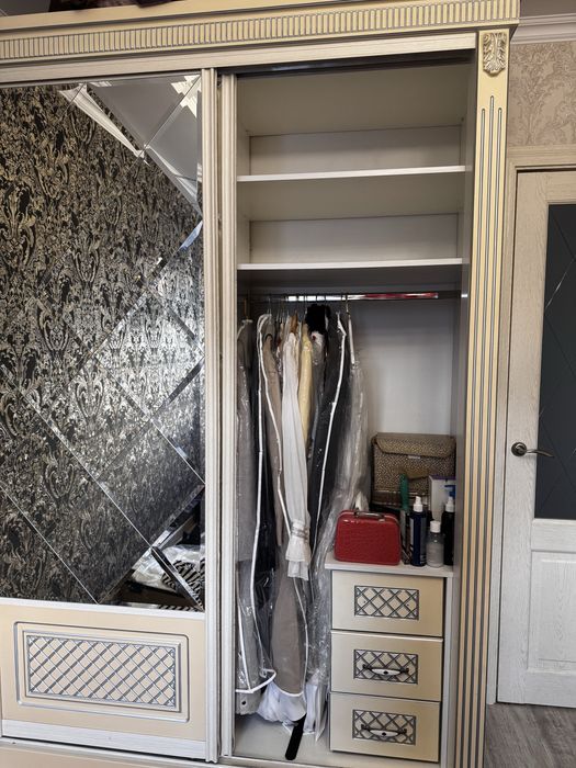 Продам шкаф купе