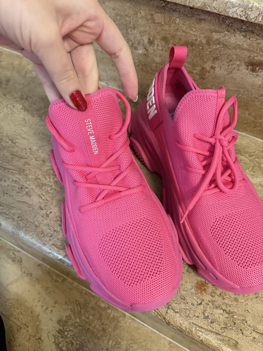 Дамски розови маратонки Steve madden