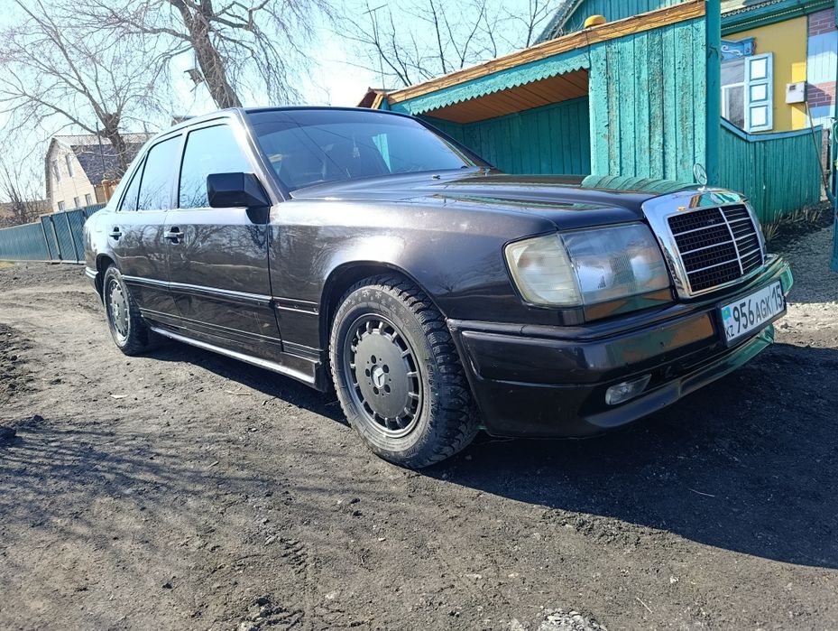 Продам мерс 124 .