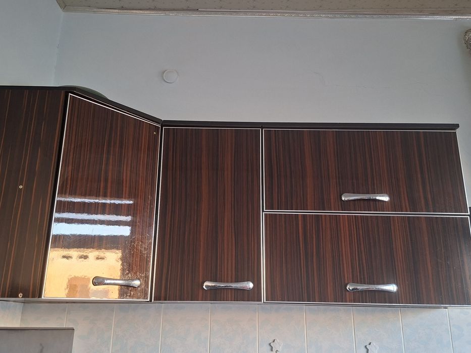 Срочно продается кухонный гарнитур' келиштирамиз
