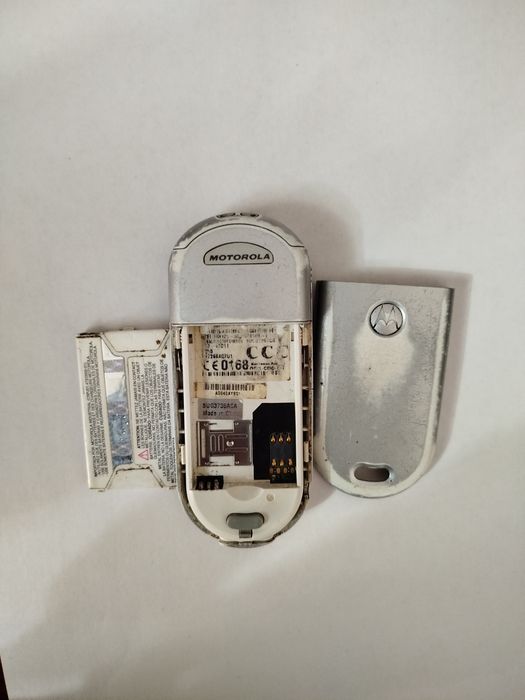 Телефон Motorola c205 запчастга