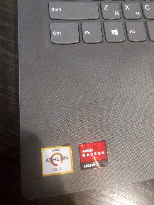 Продам современный ноутбук lenovo