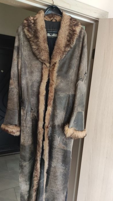 Дълго палто от естествена кожа