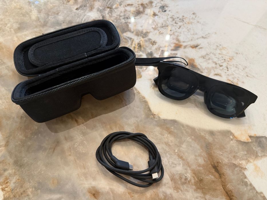 XREAL AR комплект (One Pro + Hub + Eye)