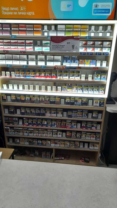 Стелаж за цигари