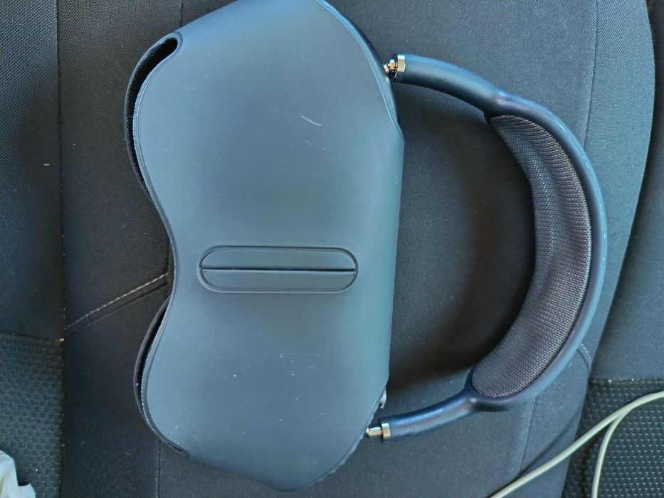 Apple Airpods max 2023
