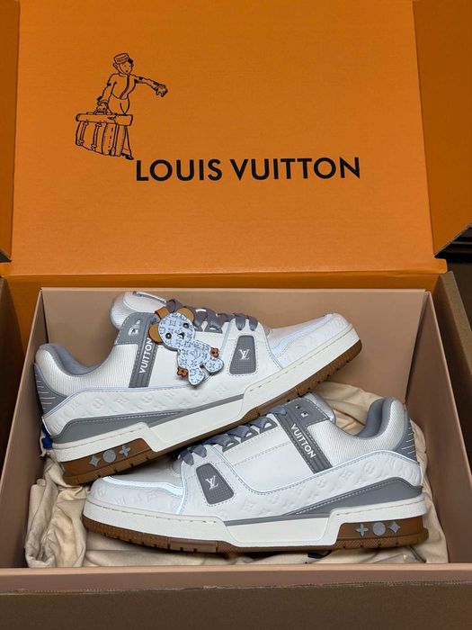 Adidasi Louis Vuitton Trainer Premium
