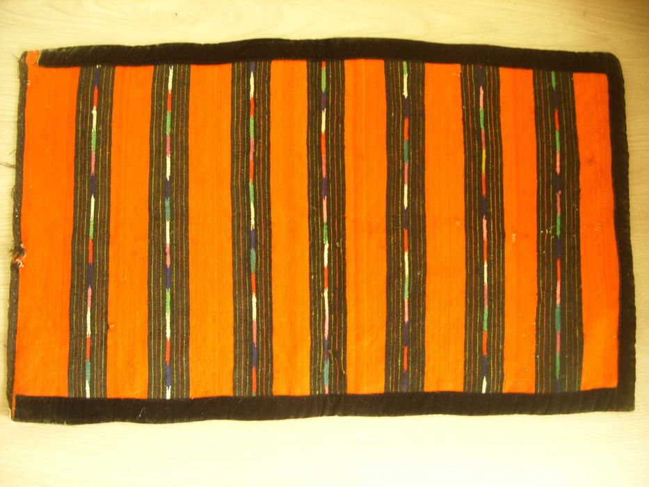 Автентични тъкани престилки