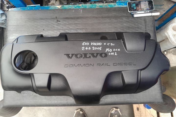 Capac motor 08653495 Volvo XC90 1 [2002 - 2006] Crossover 2.4 D5 Turb