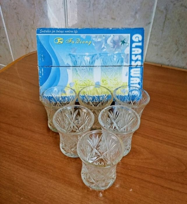 Продам рюмки  6 шт.  (новые)