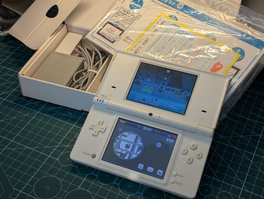 Nintendo dsi белая