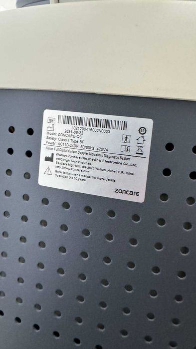 УЗИ аппарат. UZI apparat sotiladi. Zoncare-q3.