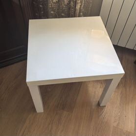 Продам 1 писменный стол и 2 столика икеа