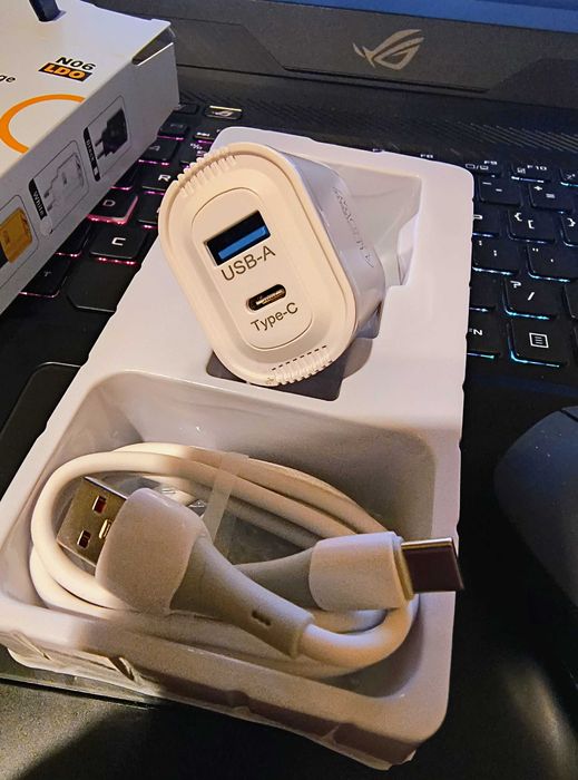 Incarcator super fast charger 45W GaN