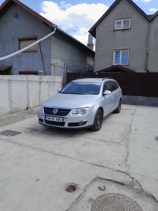 Vând wv passat b6 variant 2.0 TDI, 140 CP . 2010 XENON adaptiv