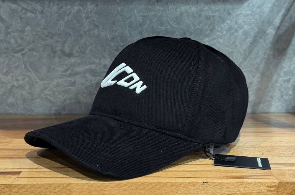 Шапки   Dsquared2